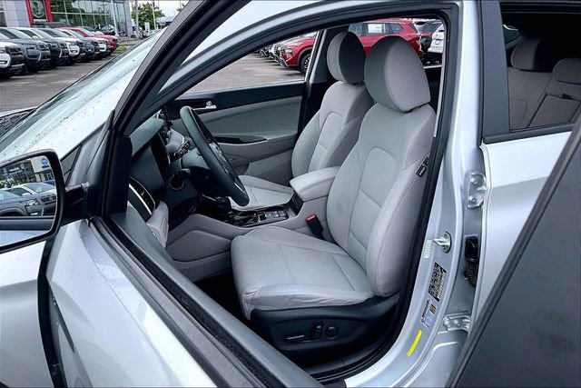 Used 2019 Hyundai Tucson Sport FWD image 18