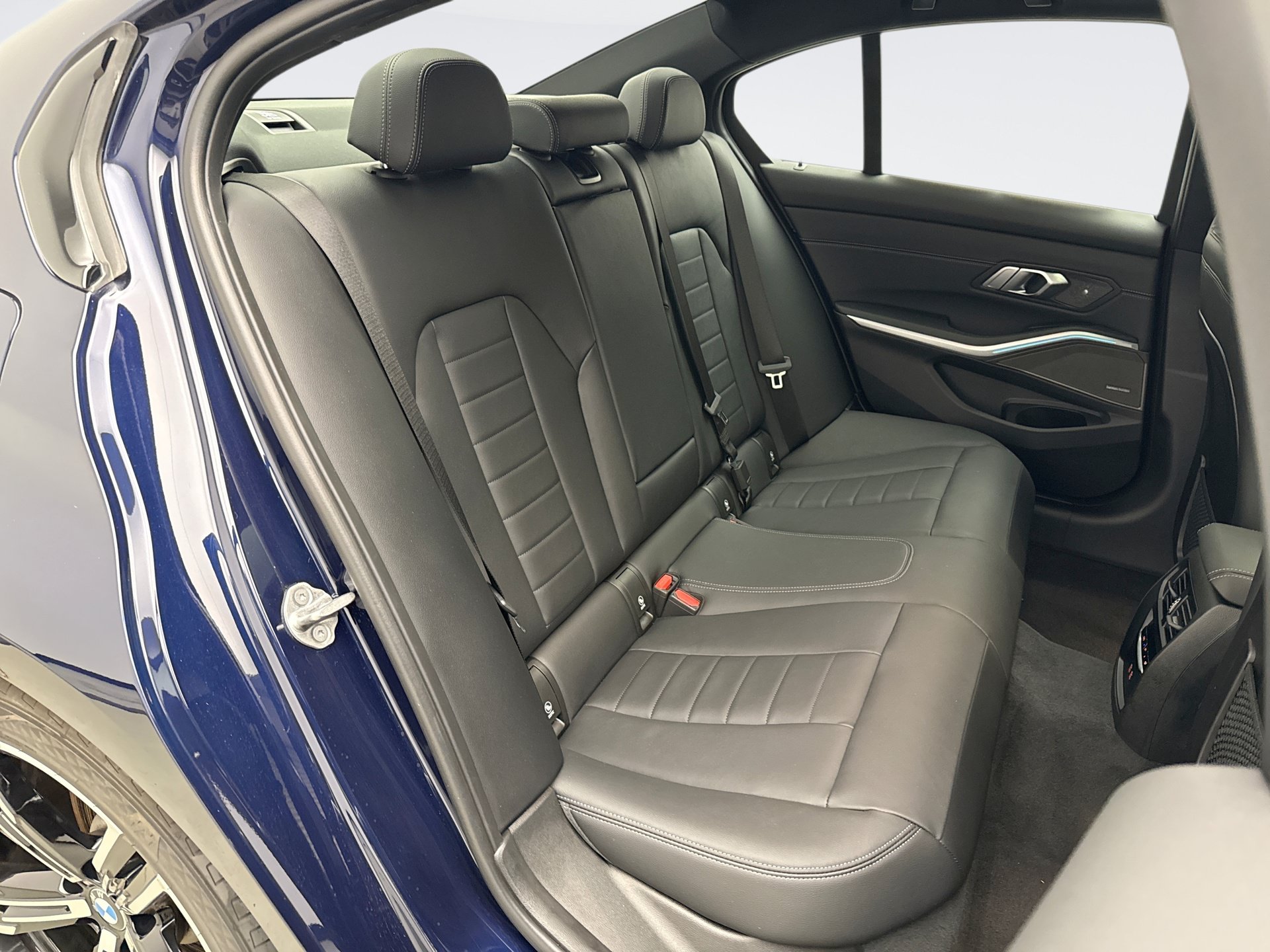 Used 2023 BMW M340i xDrive w/ Premium Package AWD/4WD image 19