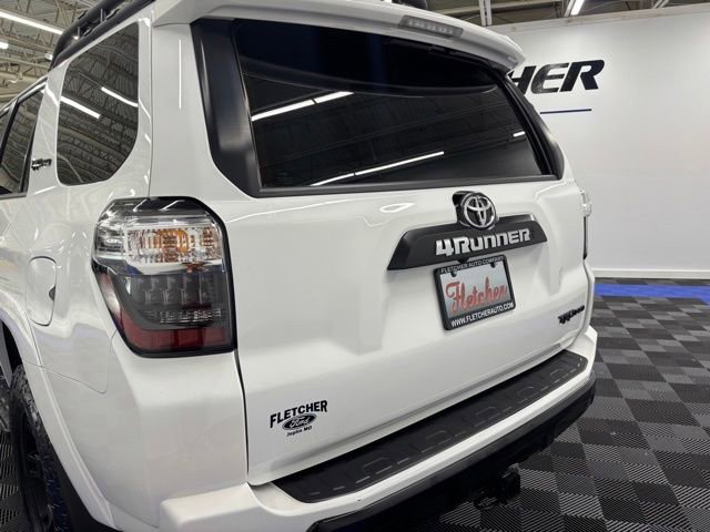 Used 2024 Toyota 4Runner TRD Pro AWD/4WD image 8