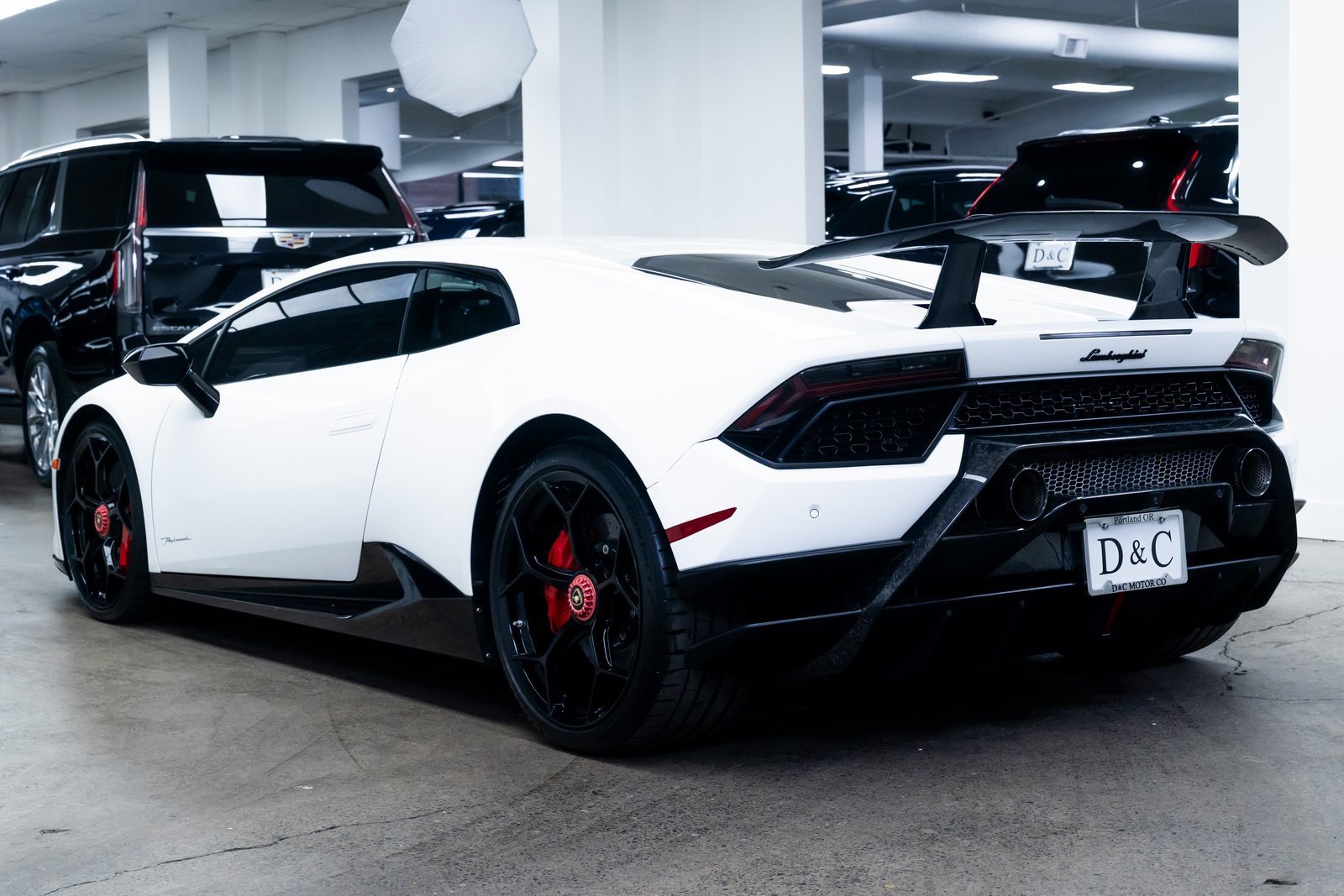 Used 2018 Lamborghini Huracan Performante image 4