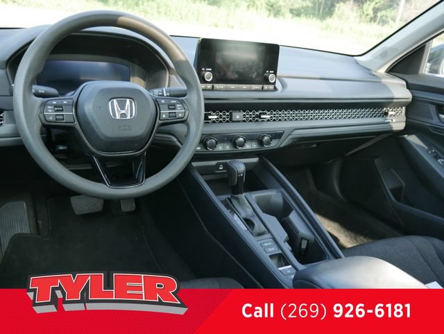 Used 2024 Honda Accord EX image 38