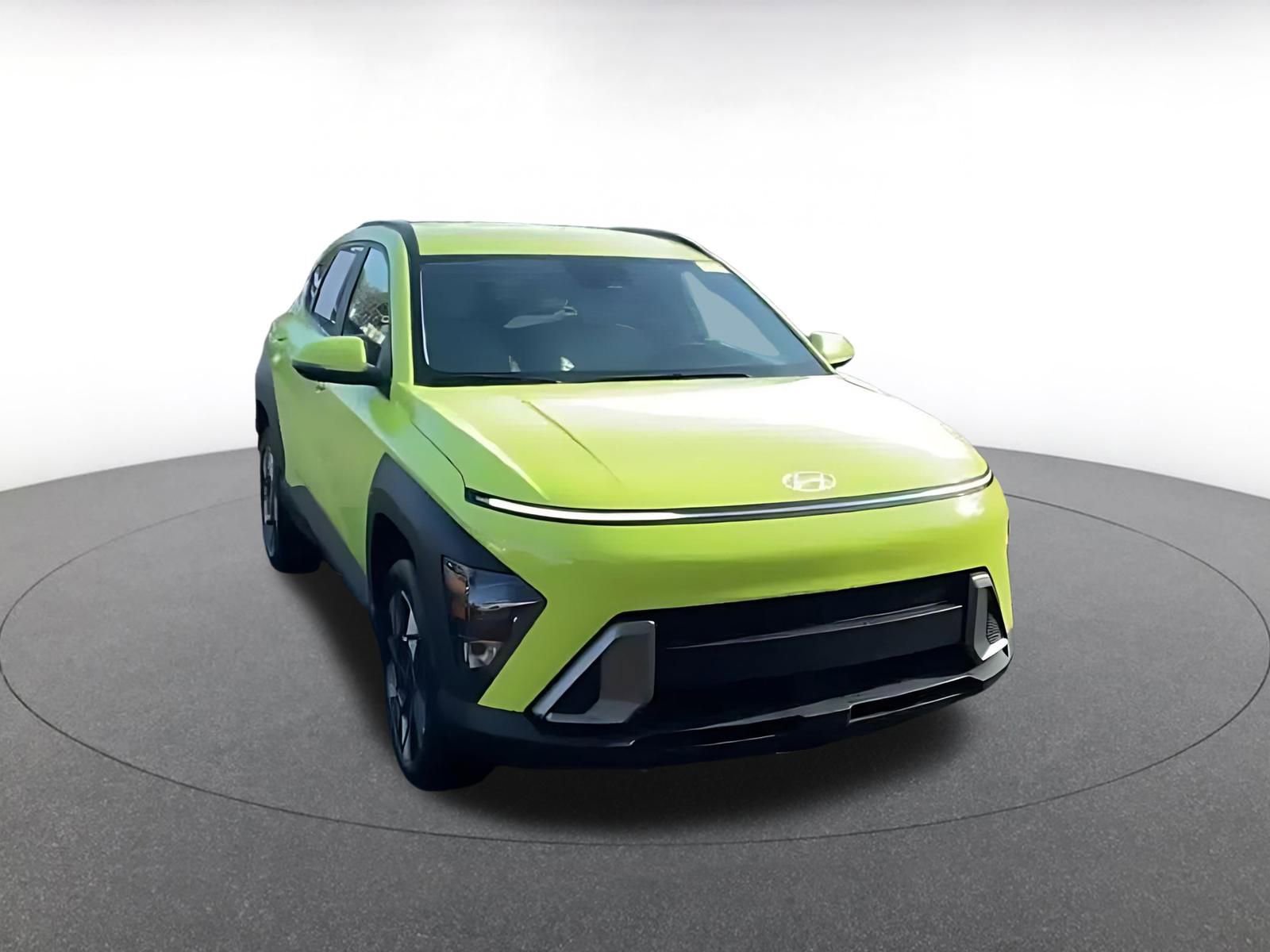 Used 2025 Hyundai Kona SEL image 4