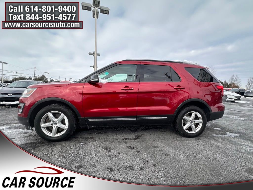 Used 2016 Ford Explorer XLT w/ Equipment Group 202A image 4