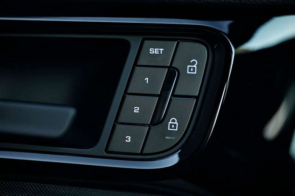 New 2026 Porsche Panamera 4 AWD/4WD image 19