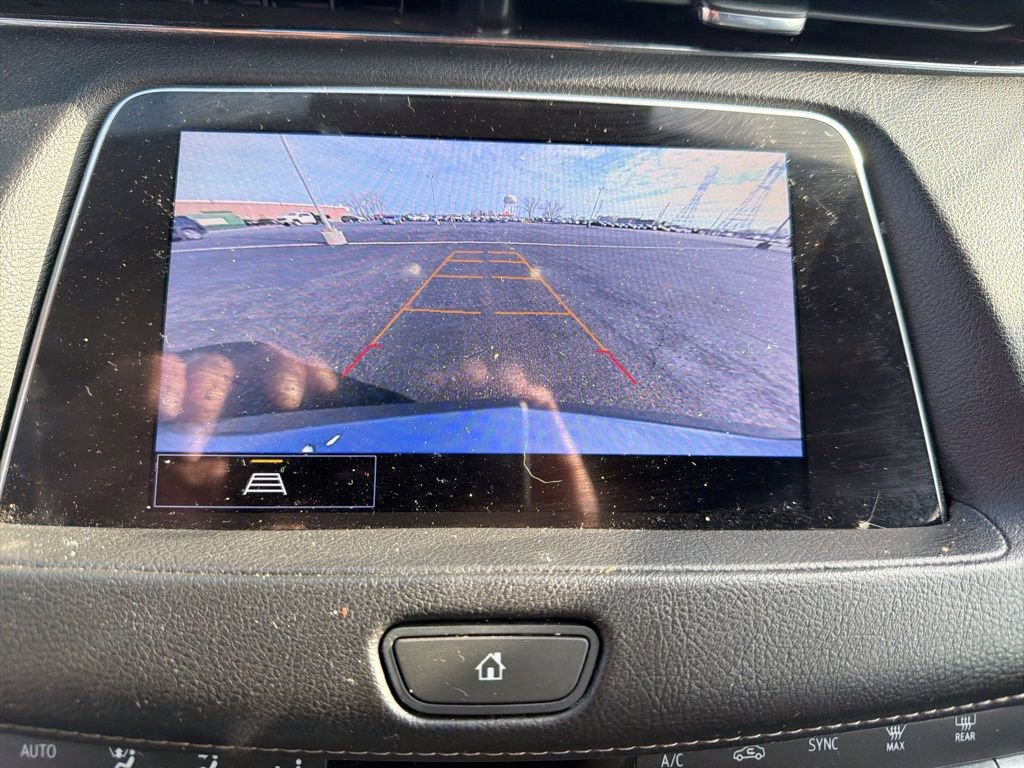 Used 2023 Cadillac XT4 Premium Luxury image 10