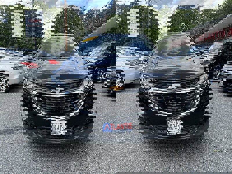 Used 2021 Chevrolet Equinox LT image 2