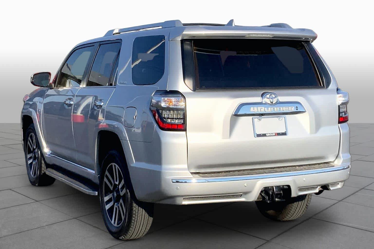 Used 2024 Toyota 4Runner Limited AWD/4WD image 12