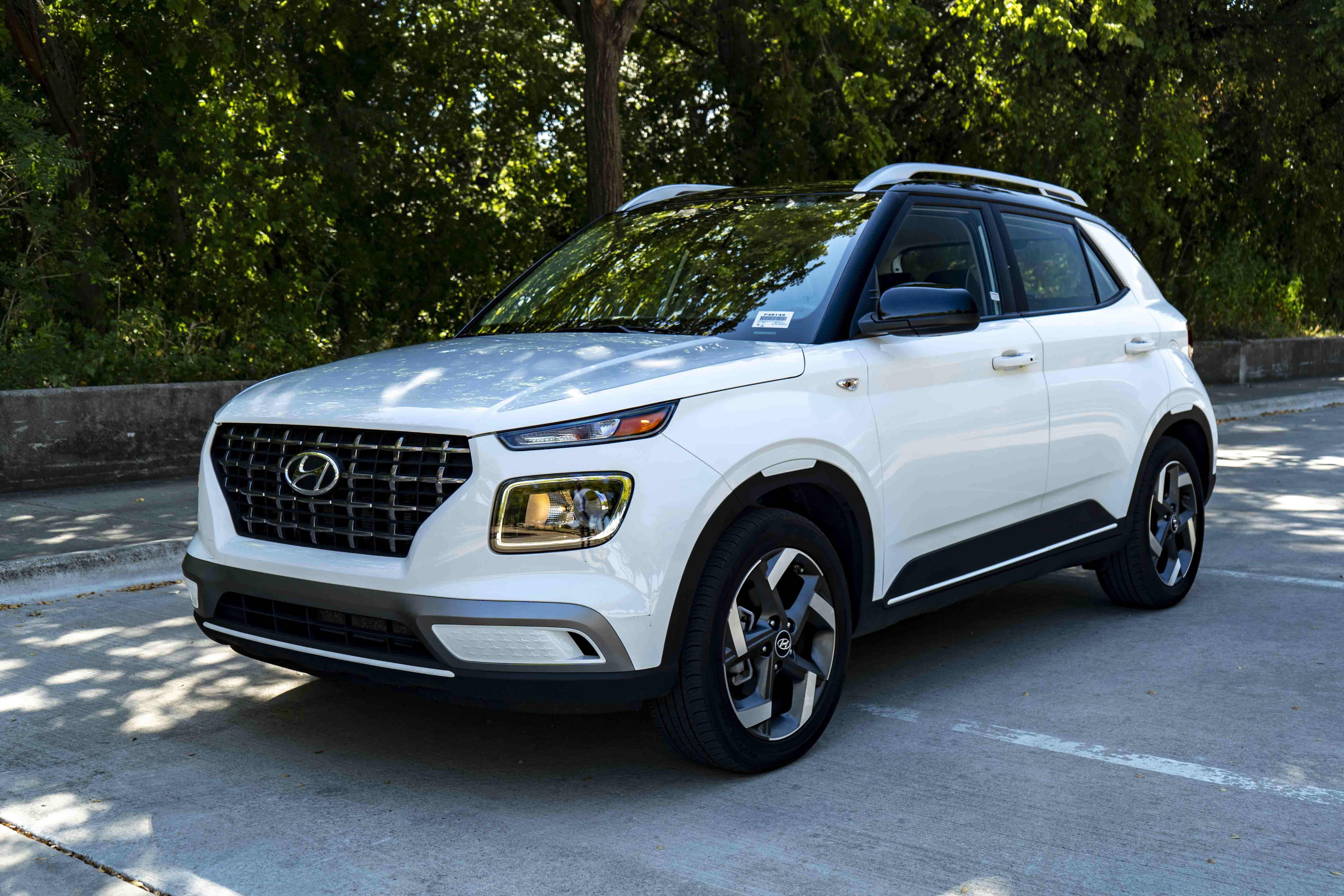 Used 2026 Hyundai Venue SEL FWD image 5
