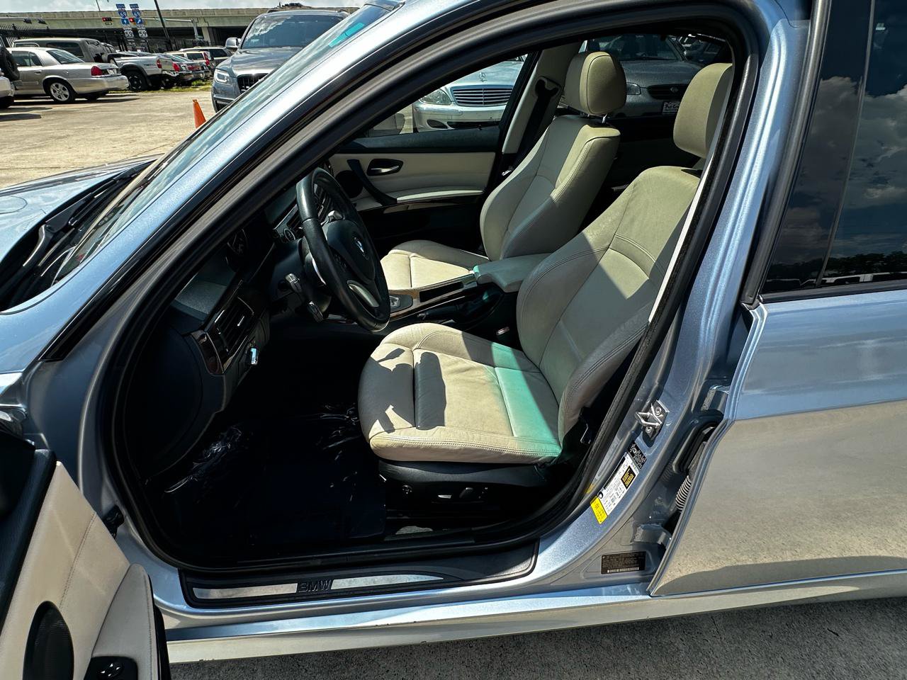 Used 2010 BMW 335i Sedan RWD image 22