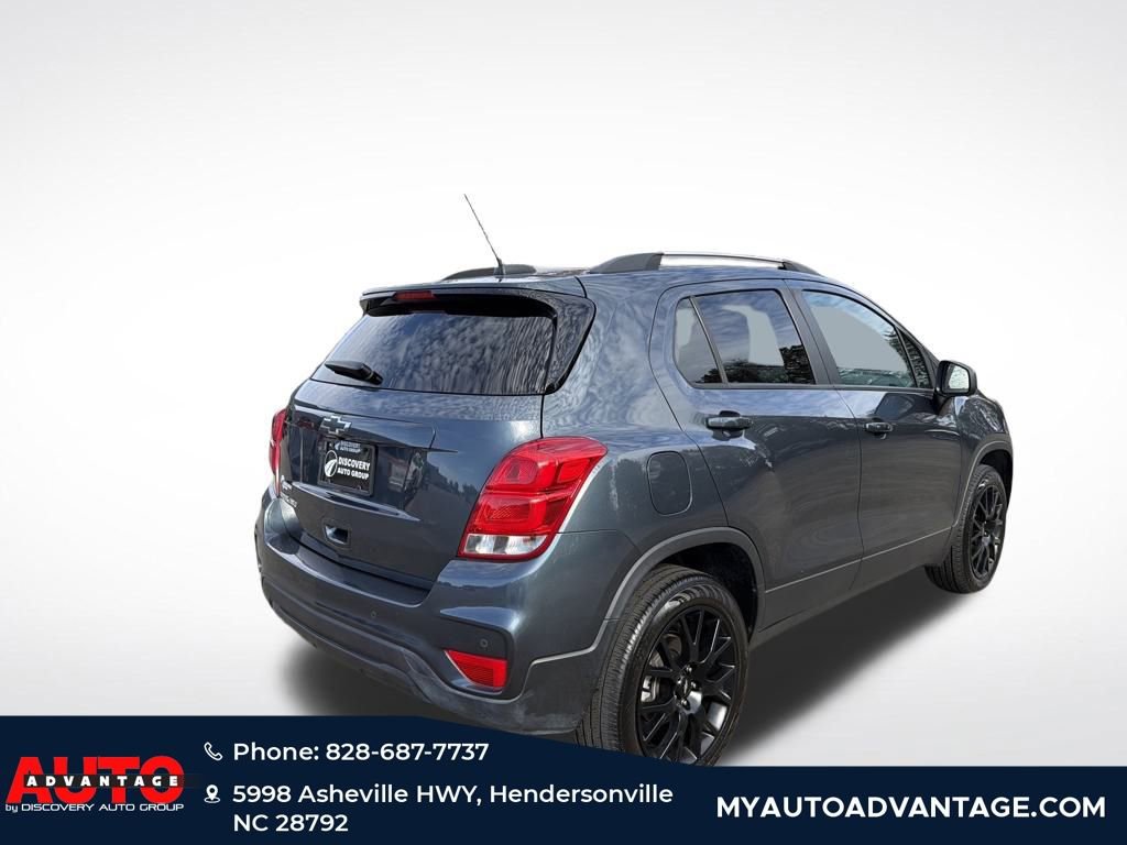 Used 2022 Chevrolet Trax LT w/ Driver Confidence Package image 5