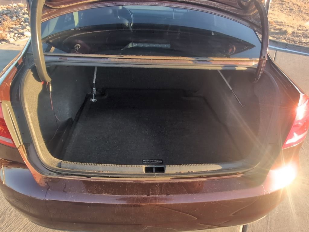 Used 2012 Volkswagen Passat 2.5 SE image 27