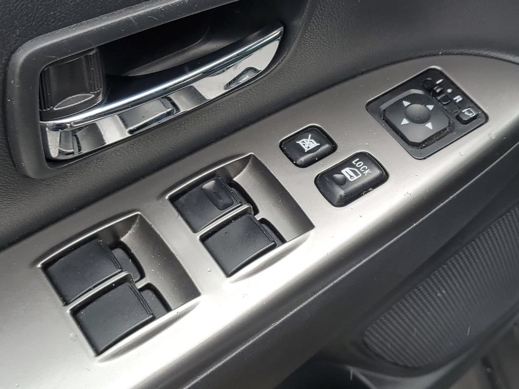 Used 2024 Mitsubishi Outlander Sport SE AWD/4WD image 22