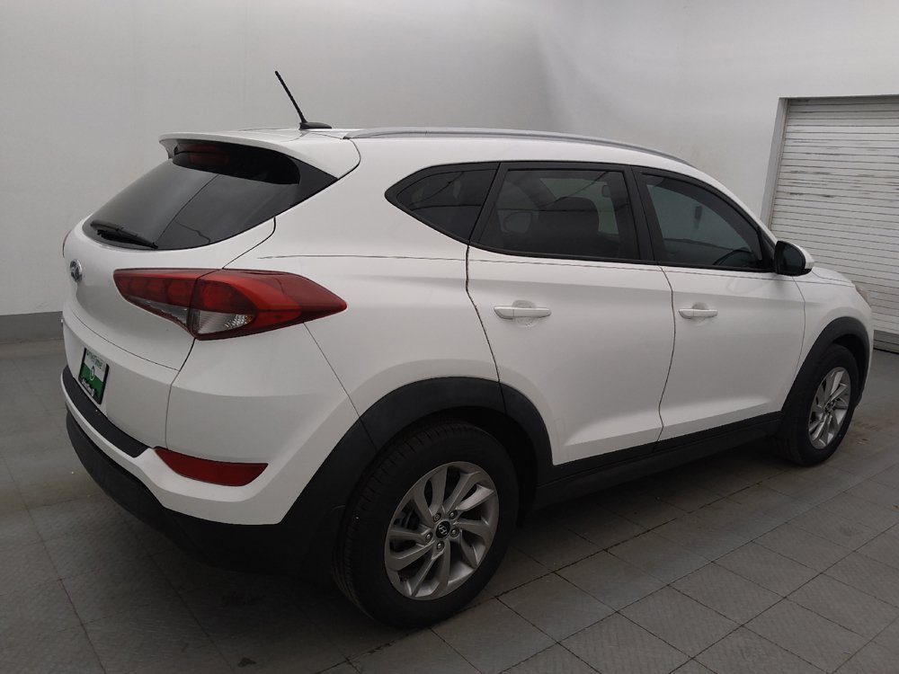 Used 2016 Hyundai Tucson SE w/ Option Group 02 FWD image 10
