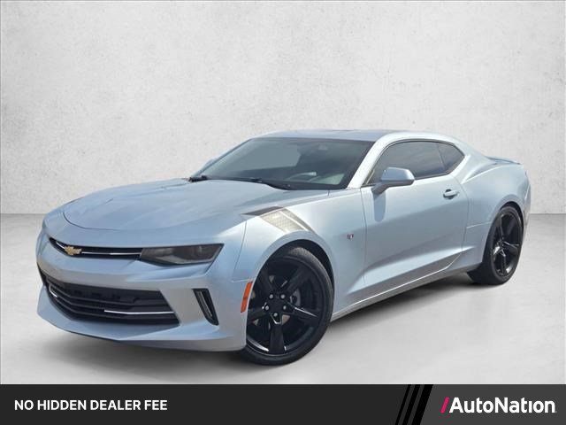 Used 2017 Chevrolet Camaro LT RWD image 1