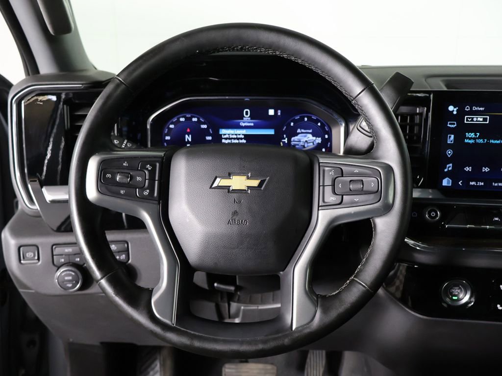 Used 2023 Chevrolet Silverado 1500 LT AWD/4WD image 33