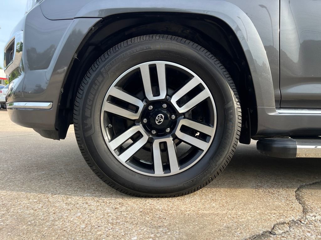 Used 2021 Toyota 4Runner Limited image 20