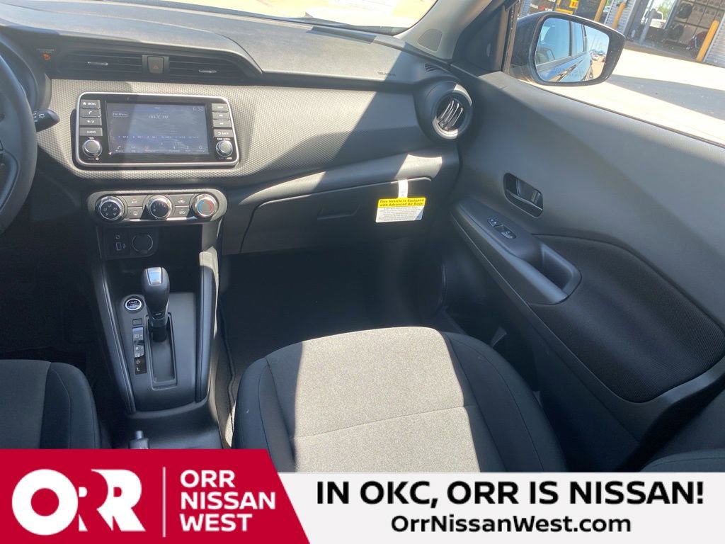 New 2025 Nissan Kicks Play S FWD image 18