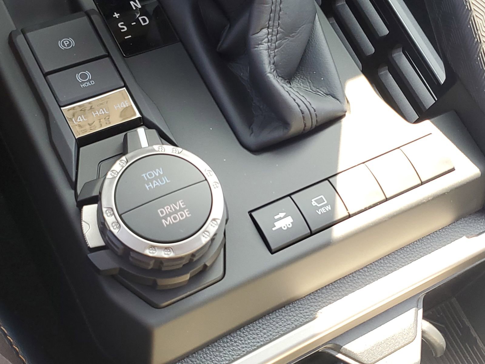 New 2026 Toyota 4Runner Platinum AWD/4WD image 31