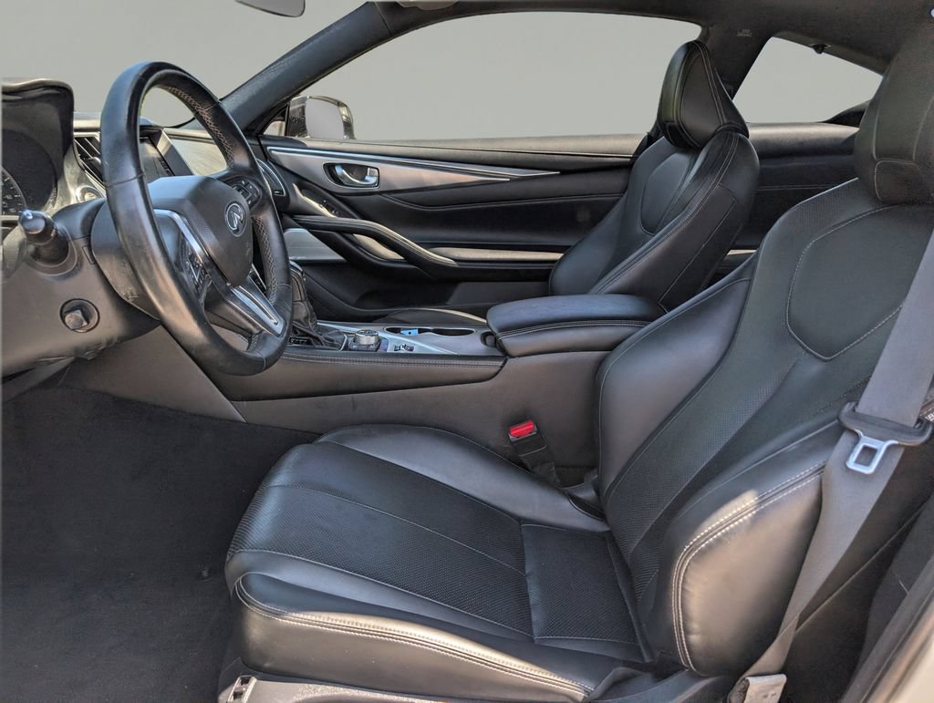 Used 2022 INFINITI Q60 3.0t Luxe w/ Essential Package RWD image 16