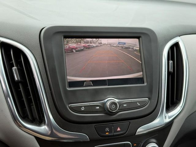 Used 2022 Chevrolet Equinox LS image 22