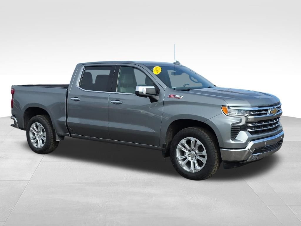 Used 2023 Chevrolet Silverado 1500 LTZ image 3