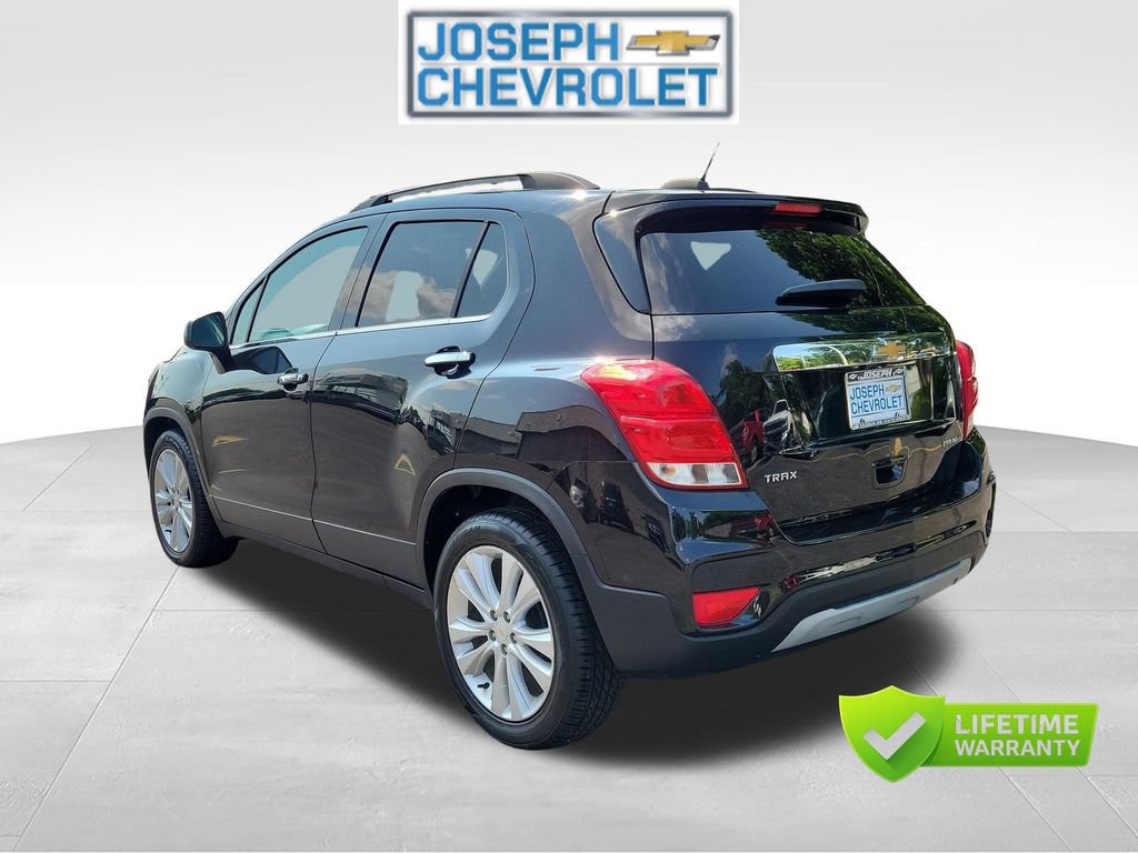 Used 2020 Chevrolet Trax Premier FWD image 3