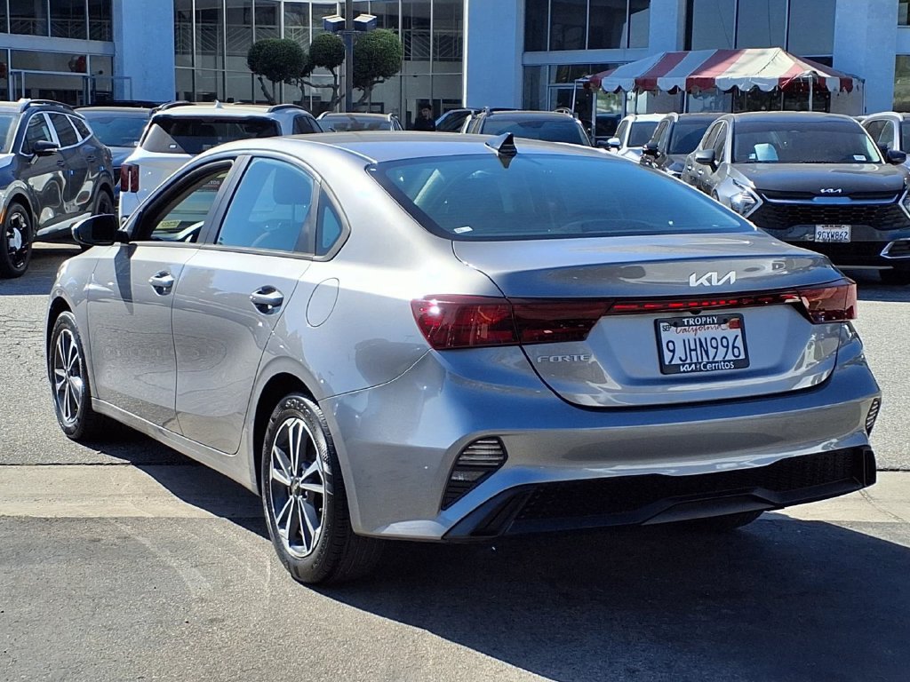 Certified 2023 Kia Forte LXS FWD image 5