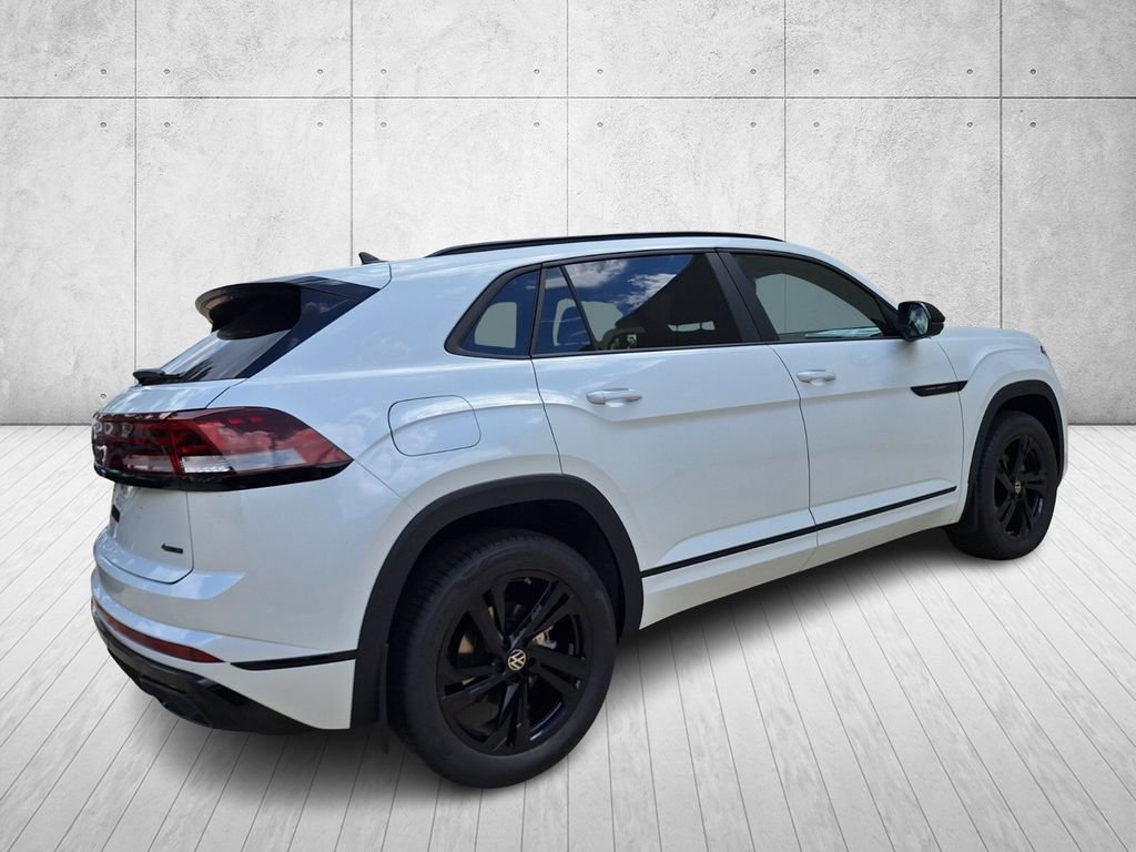 New 2026 Volkswagen Atlas Cross Sport SEL R-Line image 5