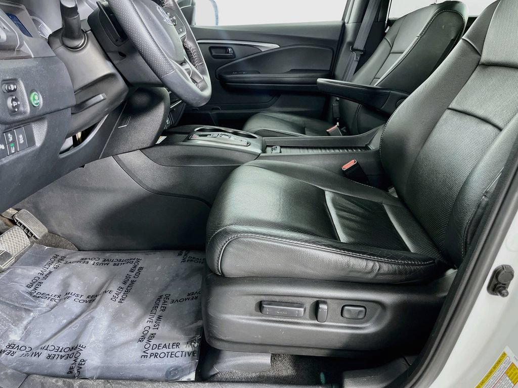 Used 2023 Honda Passport EX-L image 27