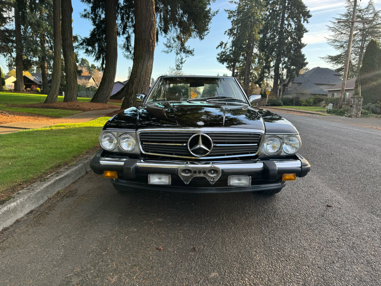 Used 1988 Mercedes-Benz 560 SL image 8