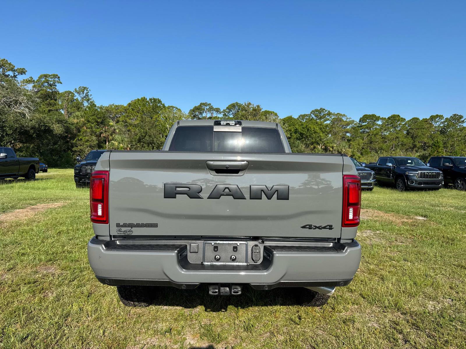 New 2026 RAM 2500 Laramie AWD/4WD image 4