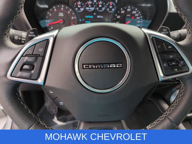 Used 2017 Chevrolet Camaro SS RWD image 11