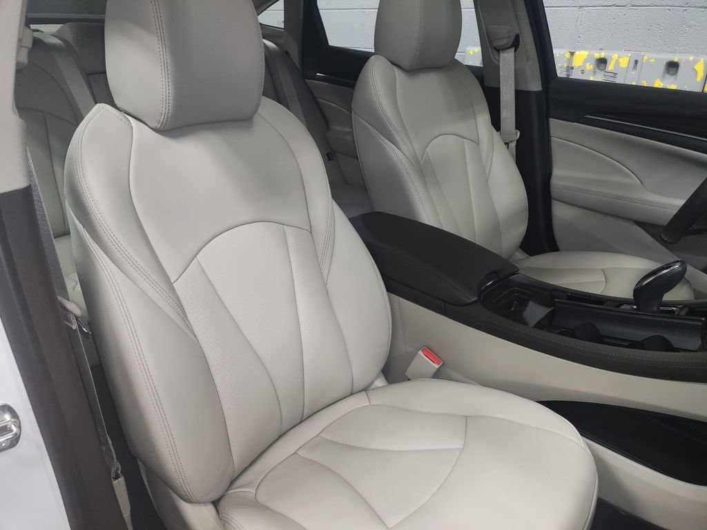Used 2019 Buick LaCrosse Essence w/ Sun and Shade Package FWD image 10