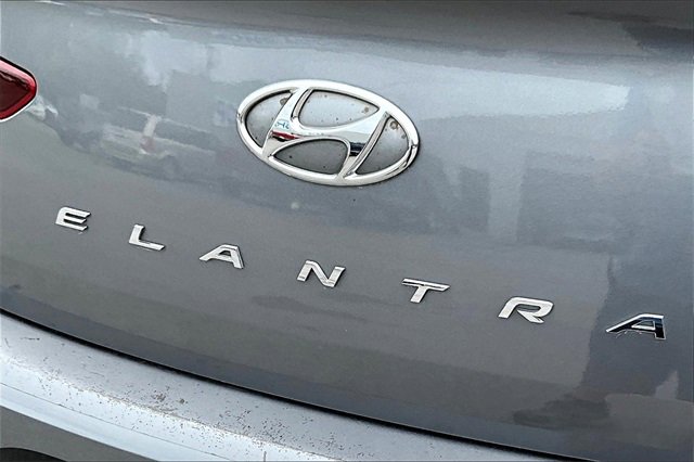 Used 2019 Hyundai Elantra SEL image 33