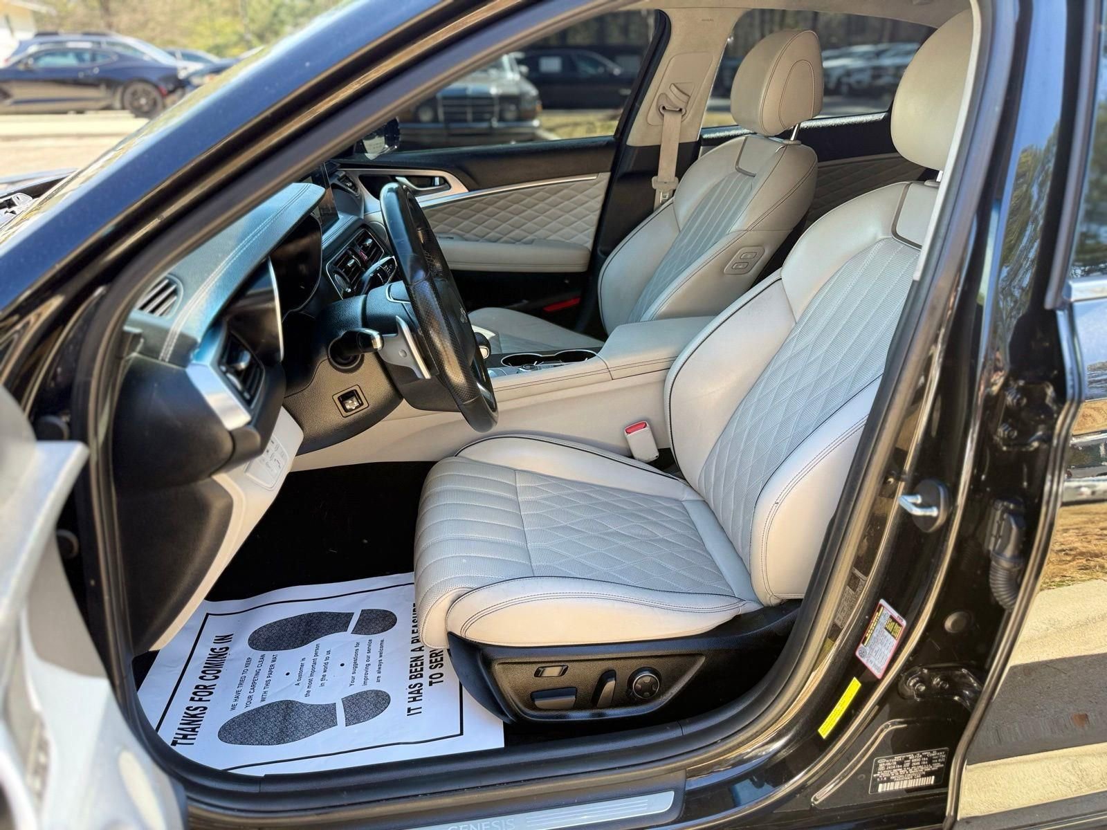 Used 2019 Genesis G70 3.3T Advanced w/ Prestige Package RWD image 20