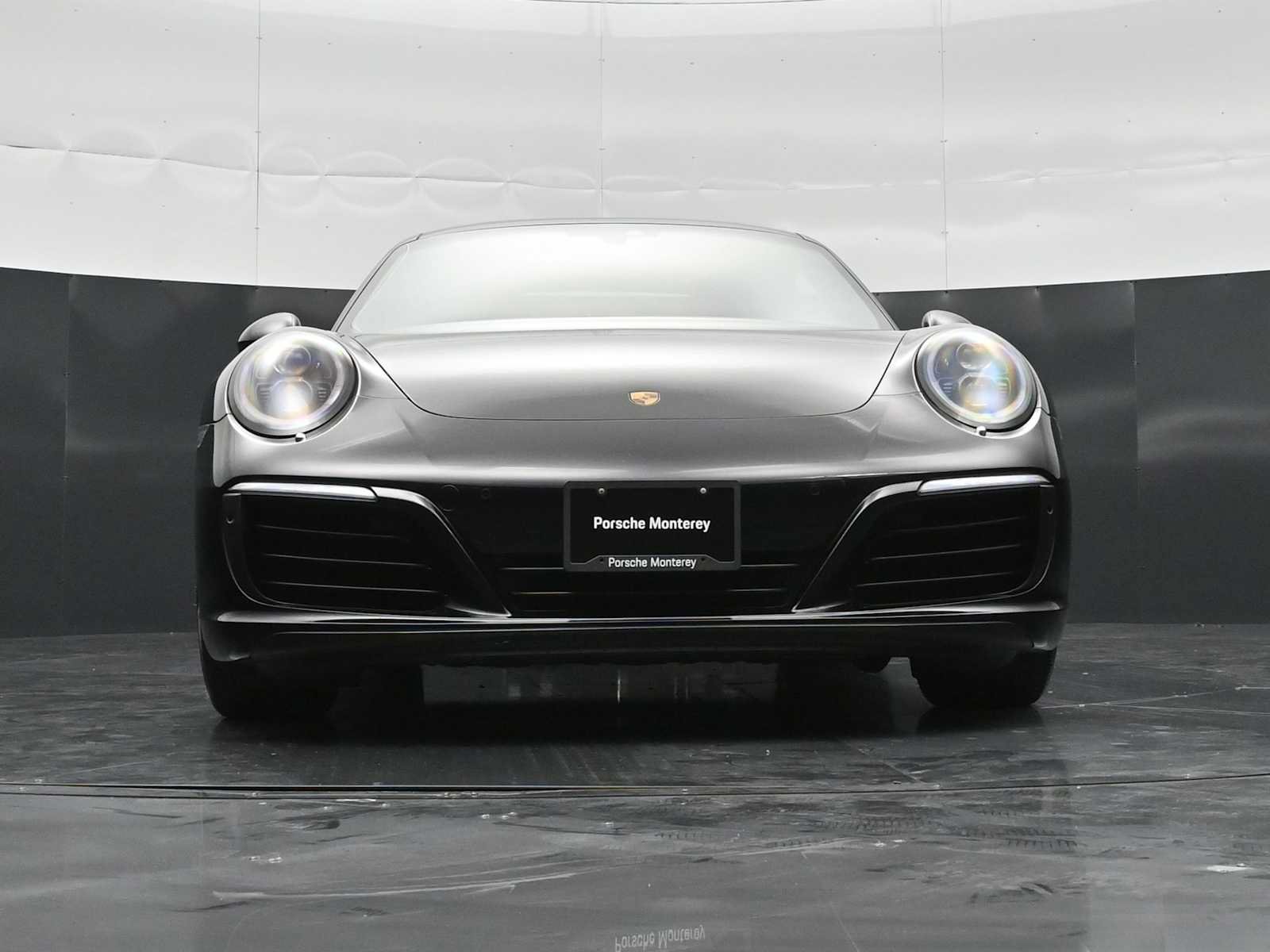 Certified 2018 Porsche 911 Carrera S RWD image 43