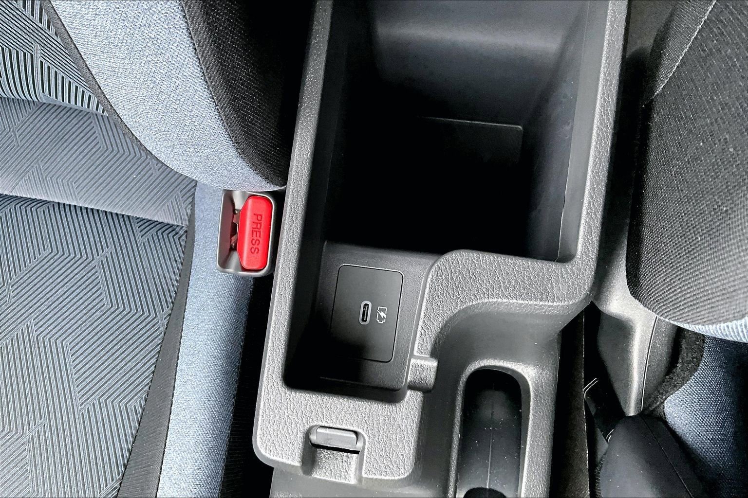 Used 2025 Nissan Versa SV w/ Trunk Package image 7