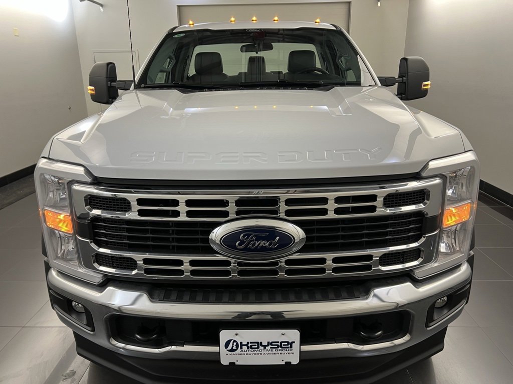 New 2025 Ford F550 XL w/ XL Chrome Package image 2
