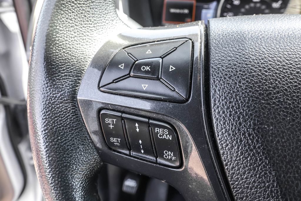 Used 2018 Ford Explorer XLT w/ Equipment Group 202A AWD/4WD image 24