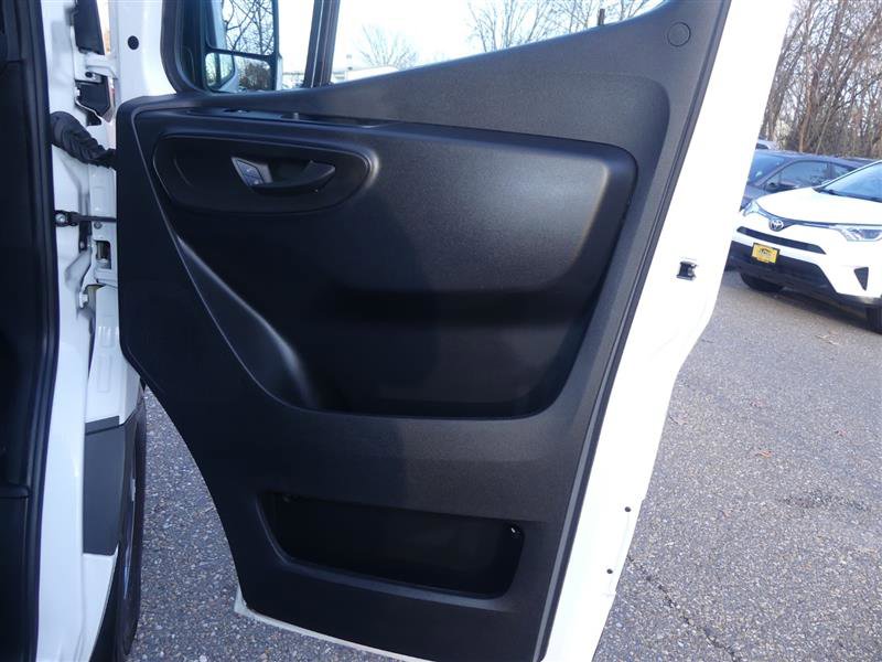 Used 2023 Mercedes-Benz Sprinter 1500 image 19