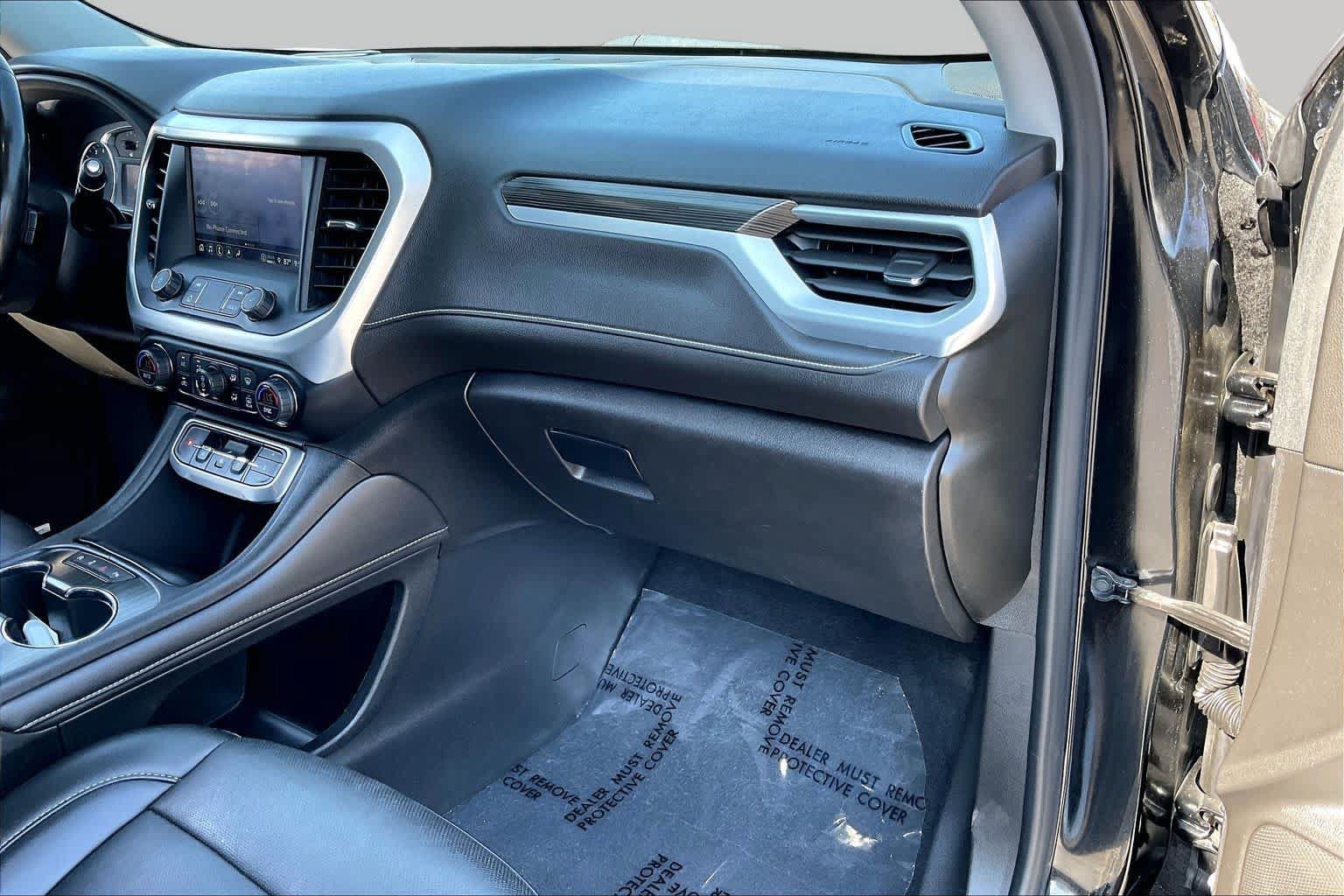 Used 2021 GMC Acadia SLT w/ Elevation Edition FWD image 17