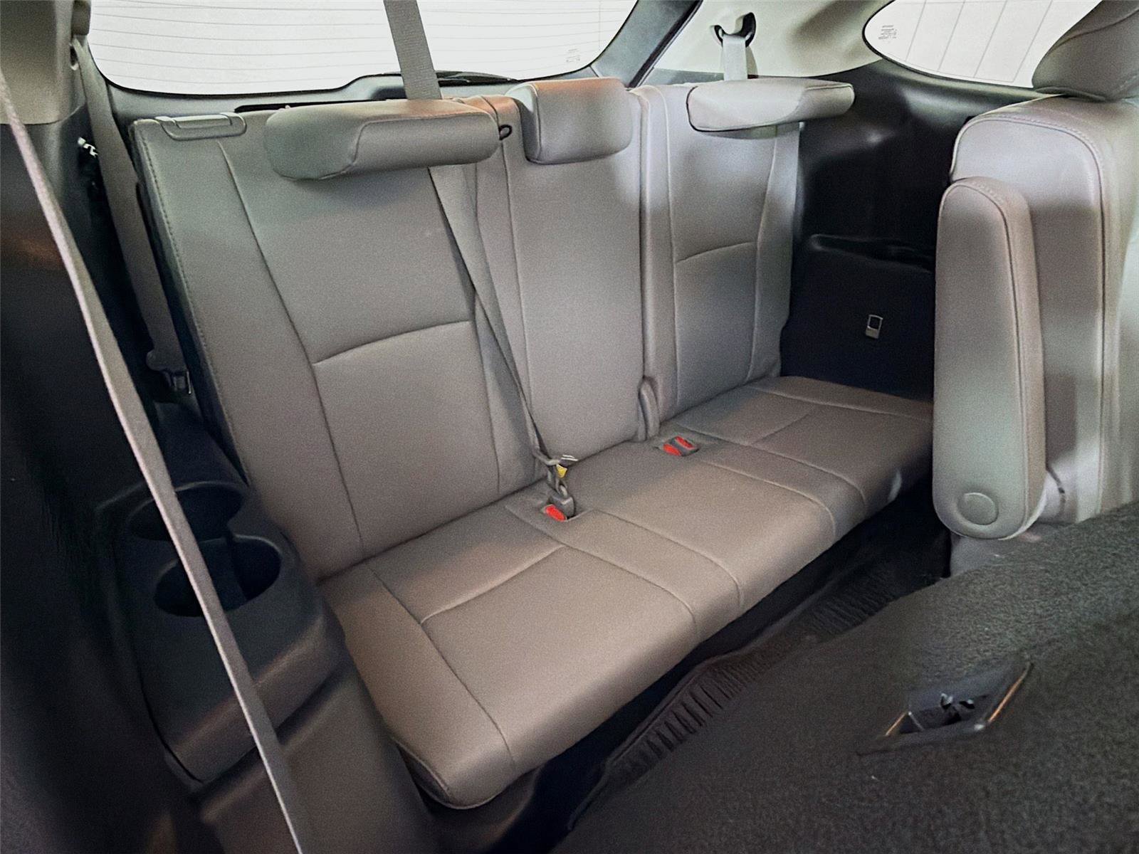 Used 2023 Toyota Highlander Limited image 27