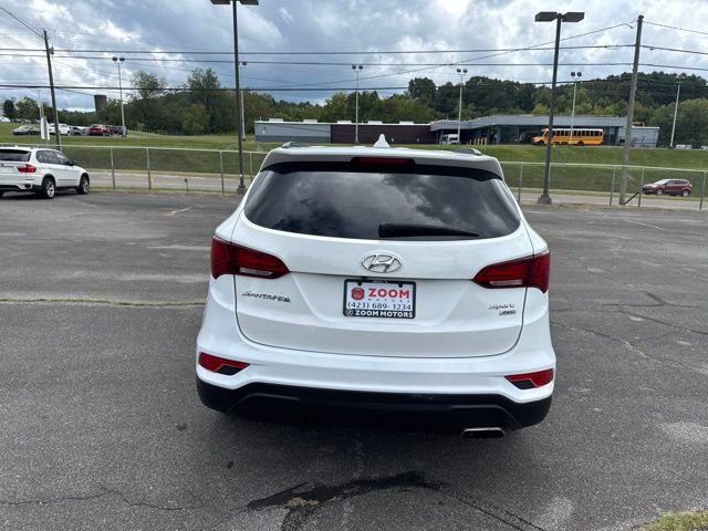 Used 2018 Hyundai Santa Fe Sport w/ 2.4L Value Package 02 AWD/4WD image 7