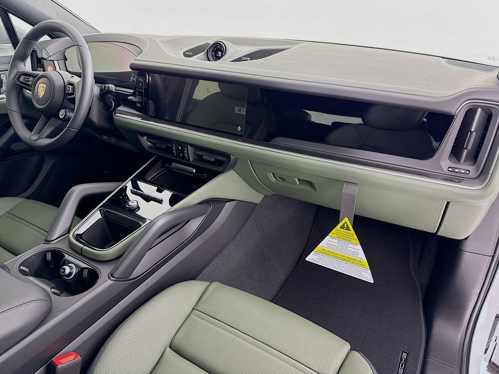 New 2026 Porsche Cayenne Coupe AWD/4WD image 33