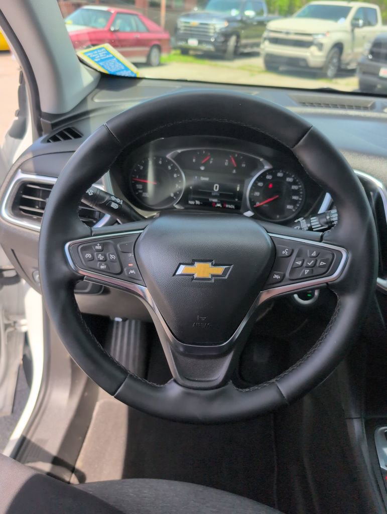 Used 2024 Chevrolet Equinox LT AWD/4WD image 7