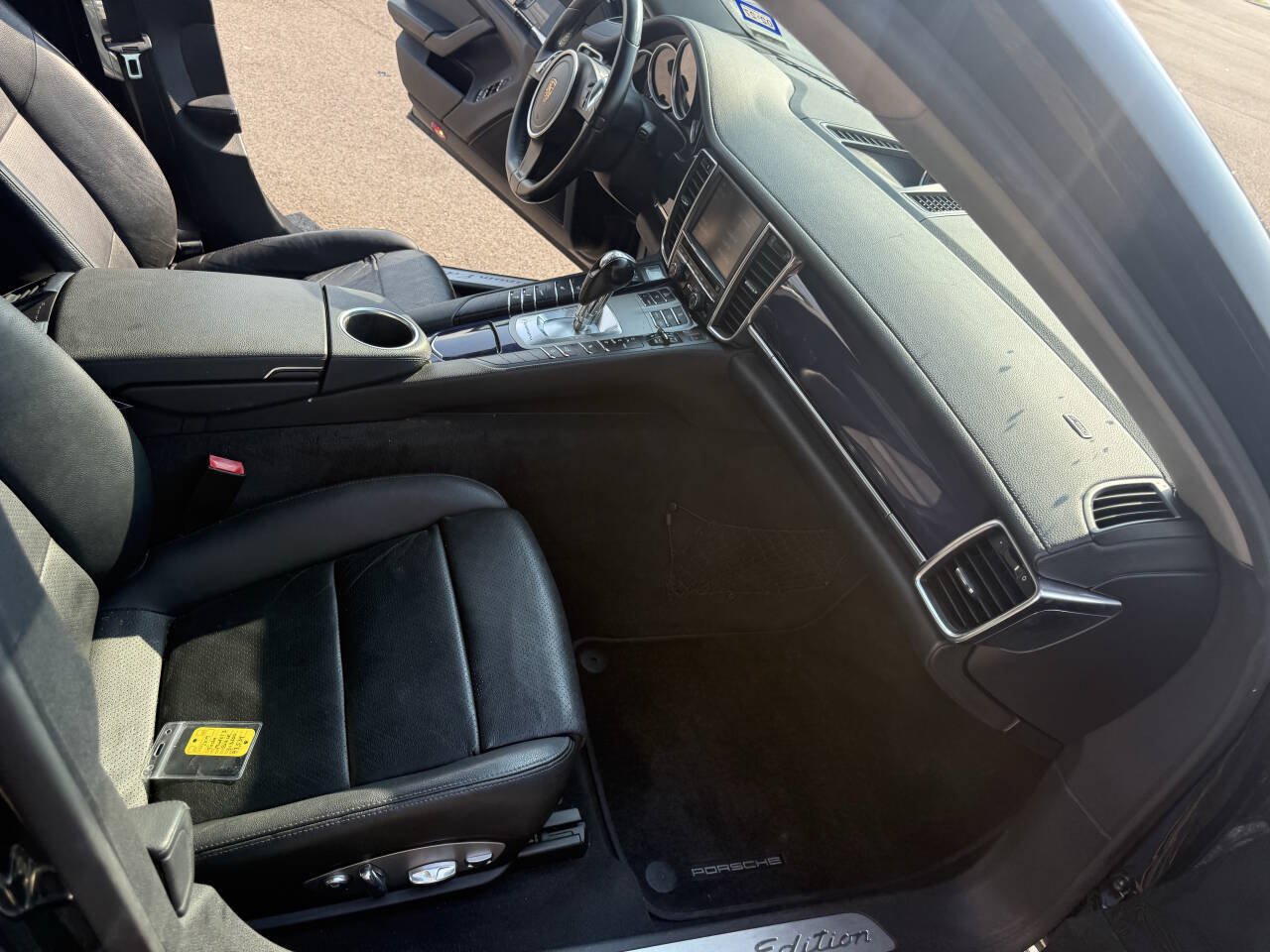 Used 2013 Porsche Panamera image 20