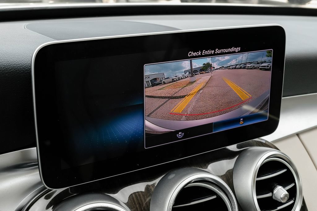 Used 2019 Mercedes-Benz C 300 Sedan image 17