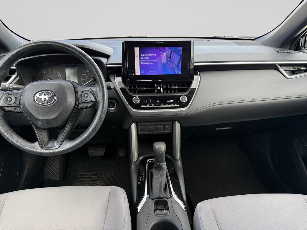 Used 2023 Toyota Corolla Cross AWD Hybrid image 16