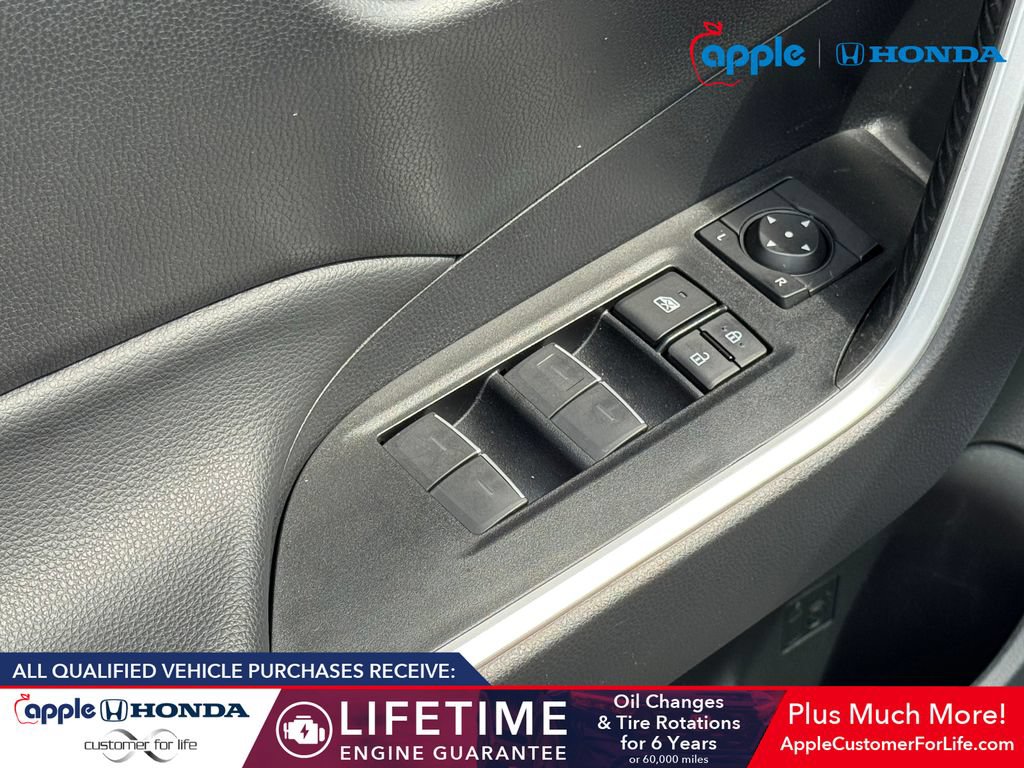 Used 2023 Toyota RAV4 XLE Premium AWD/4WD image 9