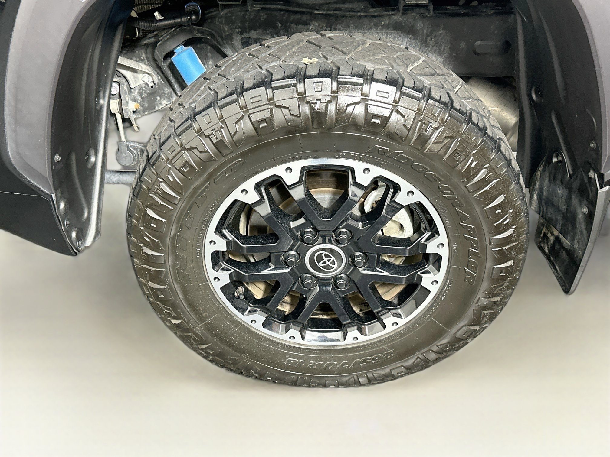 Used 2024 Toyota Tundra SR5 w/ TRD Off-Road Package AWD/4WD image 11